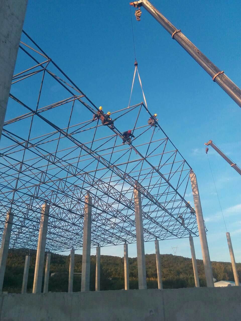 枣阳汪清物流园网架